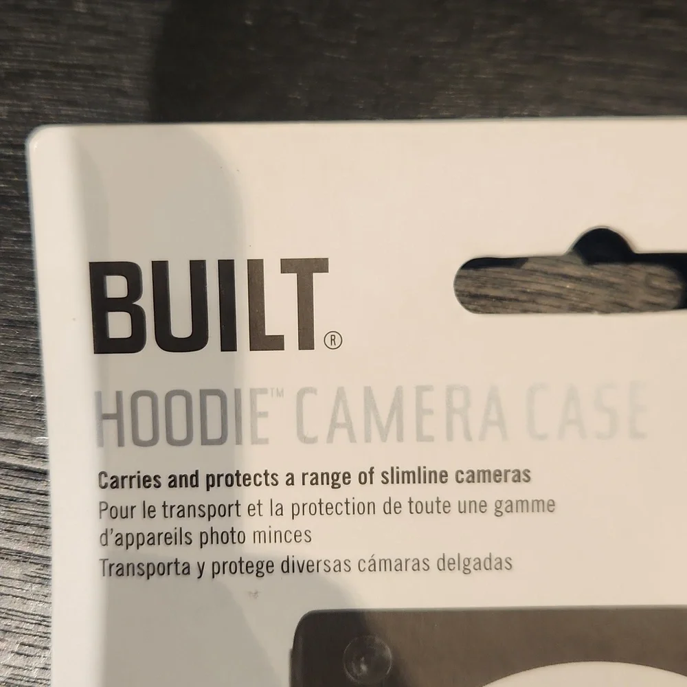 NWT 2008 Built Hoodie Neoprene Camera Case